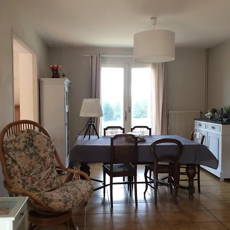 Maison Familiale Et Conviviale * Royan