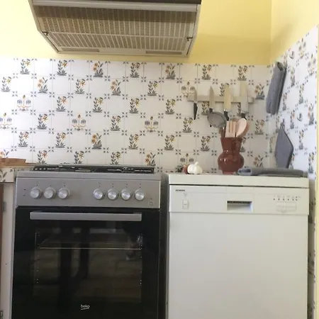 Maison Familiale Et Conviviale *