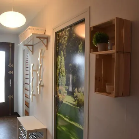 Maison Familiale Et Conviviale *